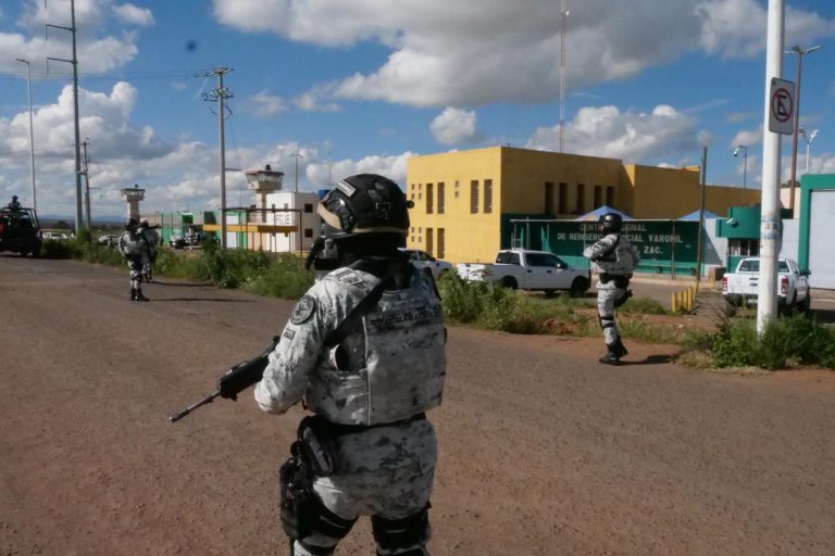 Hay suficientes custodios en penal de Cieneguillas: SSP