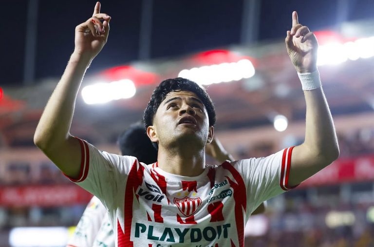 Owen González marca y Edwin Cerrillo participa en el duelo Necaxa vs América