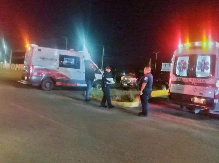 Se lesiona tras caer de su motocicleta en la Pedro Coronel