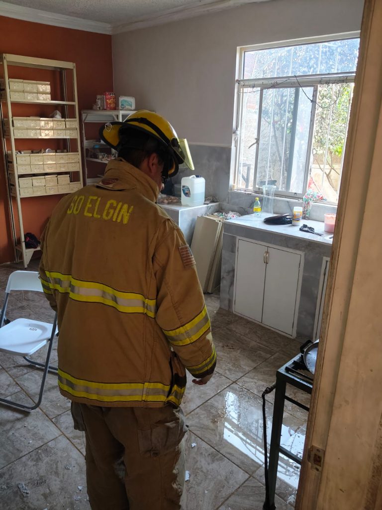 Incendio de tanque de gas deja dos lesionados