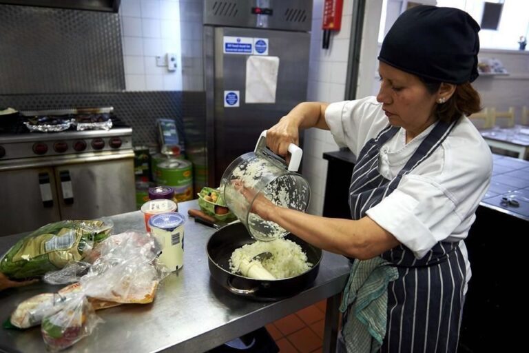 Cae 7% ocupación de mexicanos en EU