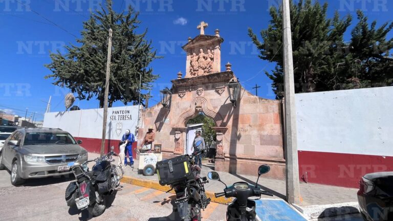 Conmemoran 200 años del panteón Santa Teresa