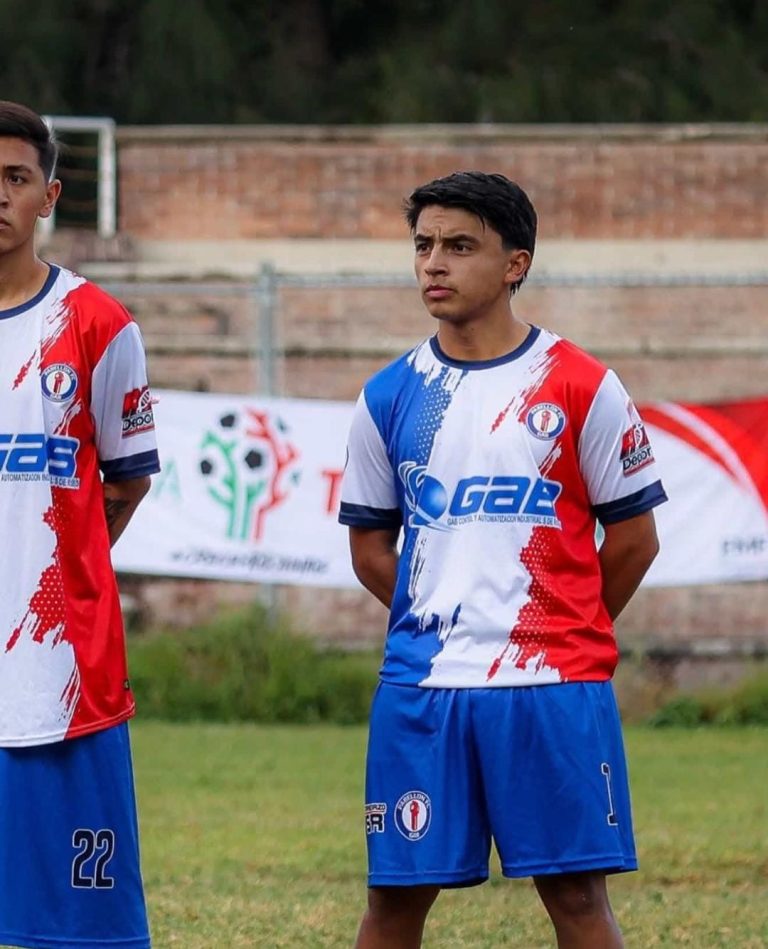 Debuta el zacatecano Carlos Andrade con Pabellón FC