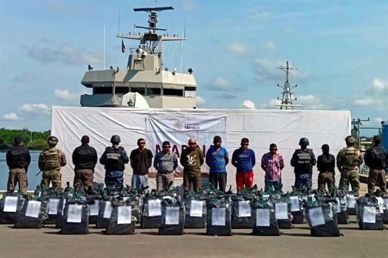 Detectó EU narcolancha asegurada por Marina
