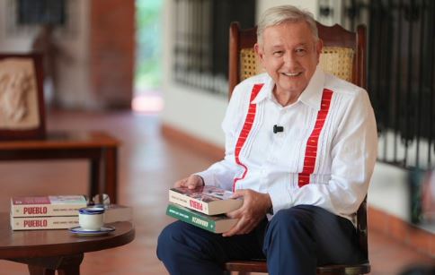Fox, Calderón y Salinas no mueven redes, AMLO sí: CSP