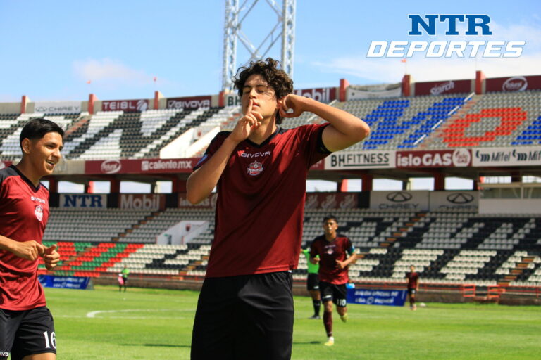 Mineros de Fresnillo arriba en la tabla tras partido con Club Calor